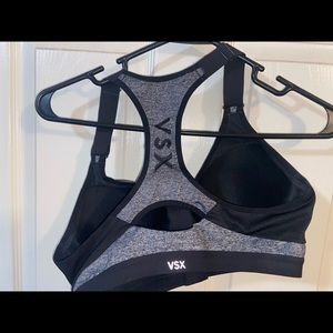 Victoria Secrets Sport bra